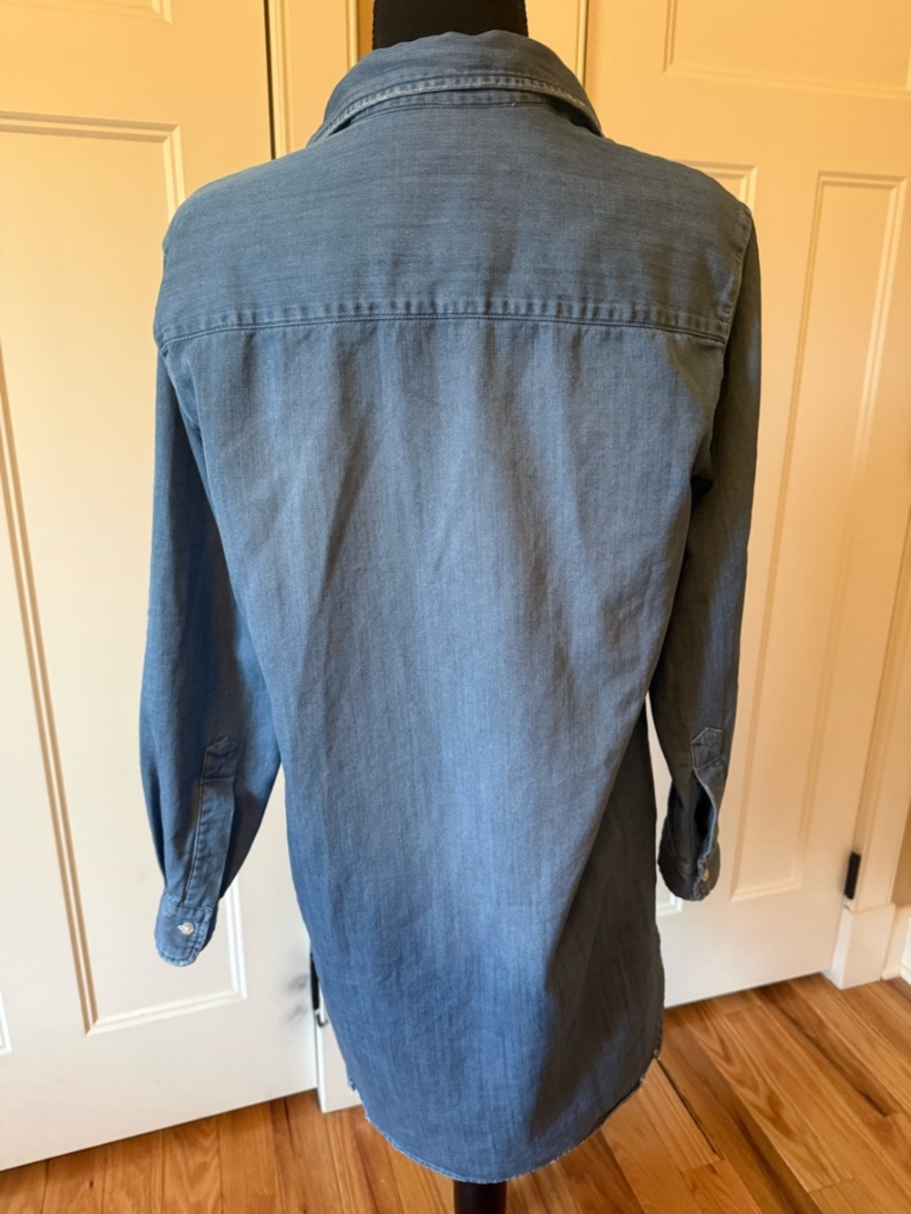 Frank & Eileen Light Blue Denim-Style Button-Down Shirt - Picture 3 of 16
